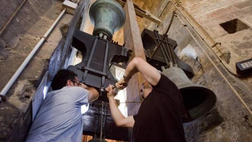 Solicitan al juzgado que paralice la restauración de seis campanas del Micalet