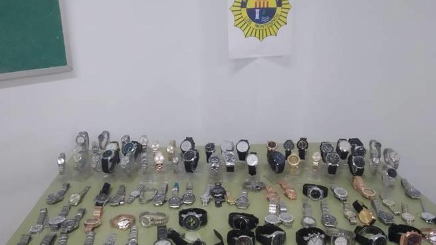 Relojes incautados ayer por la Policía Local.