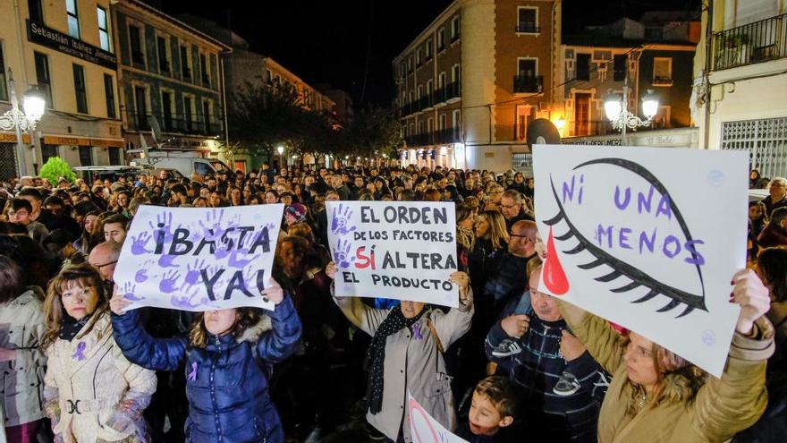 Concentración en Elda por el asesinato de Jessyca