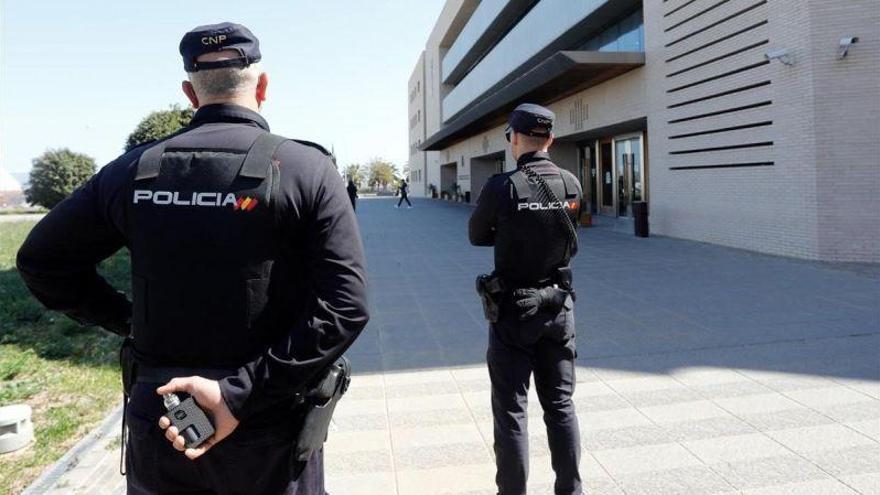 Ocho detenidos tras denunciar una menor dos agresiones en las fiestas de Castelló
