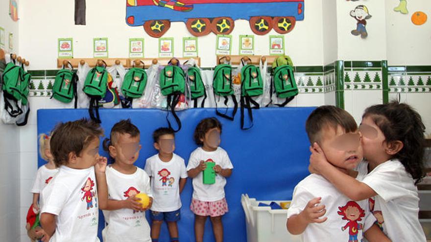 Niños en la guardería.