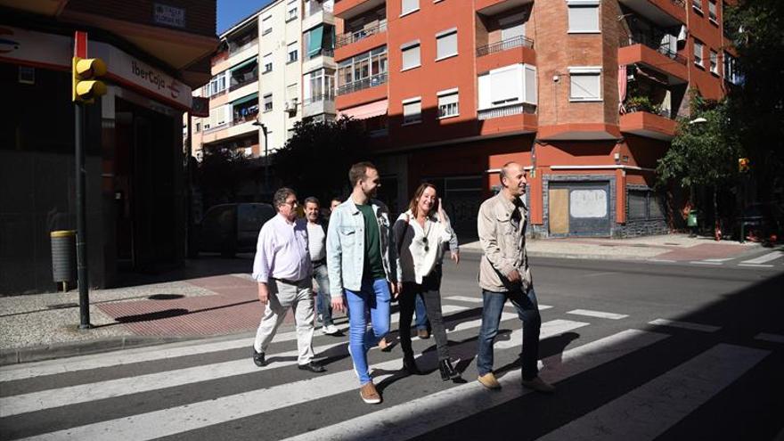 Pocas propuestas, una campaña al ralentí... y el lío de Beamonte