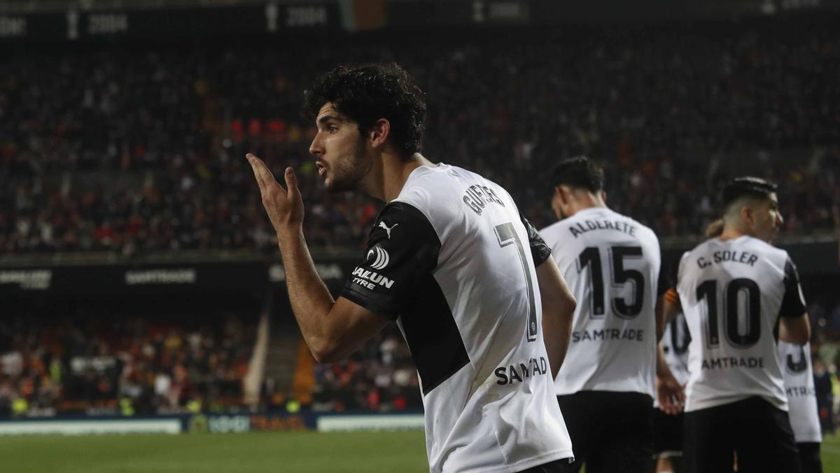 Guedes marcó el gol que clasificó al Valencia para la final de la Copa del Rey