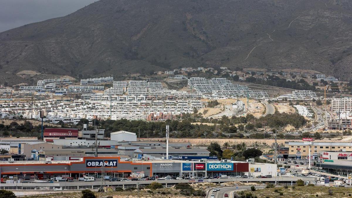 Panorámica de las nuevas urbanizaciones que se han alzado en Finestrat.