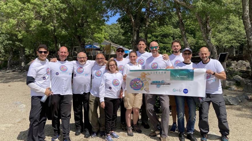 El Lago de Sanabria libera 30 kilos de basura