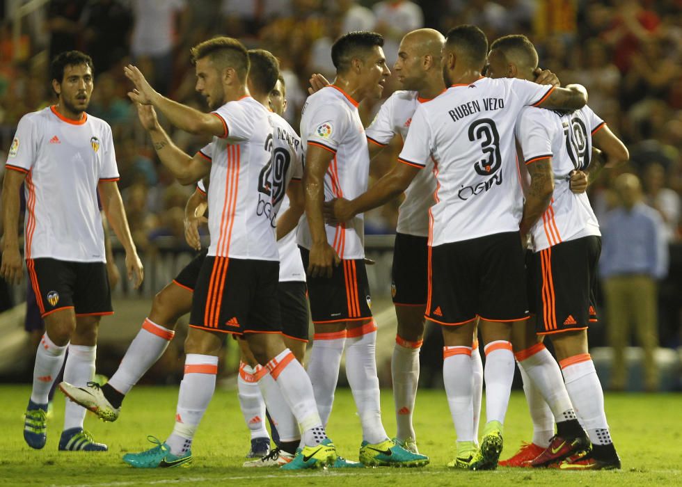 Las mejores imágenes del Valencia - Fiorentina (2-1) de pretemporada