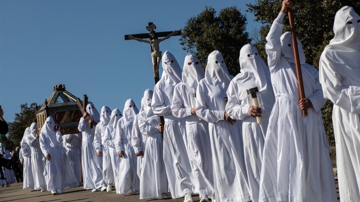 Procesión en Bercianos.