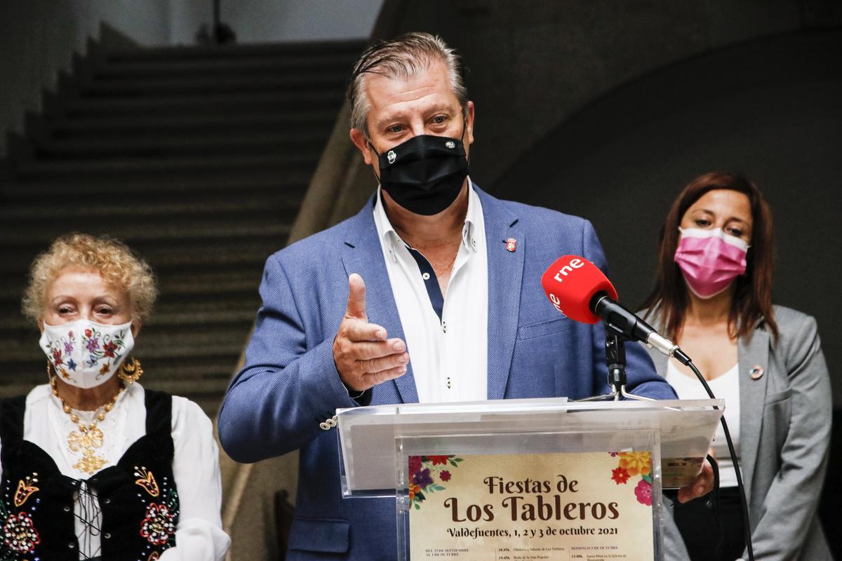 Alvaro Arias, alcalde de Valdefuentes, en la presentación de Los Tableros.