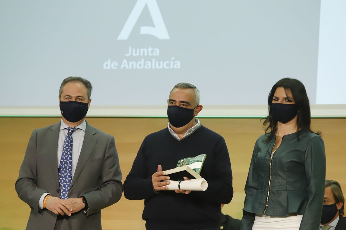 En imágenes la entrega de Banderas de Andalucía en Córdoba