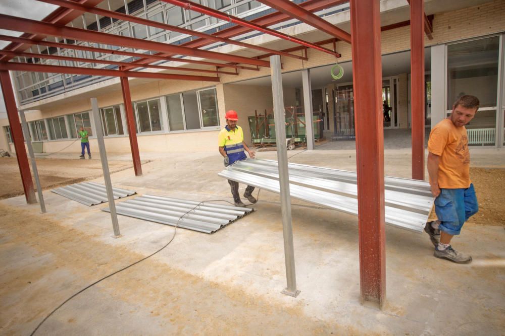 Obras en el nuevo colegio de Rojales.