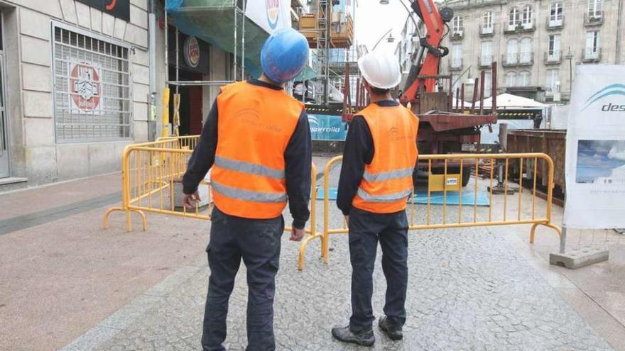 El sector de la construcción restó 161 parados en mayo. // Iñaki Osorio