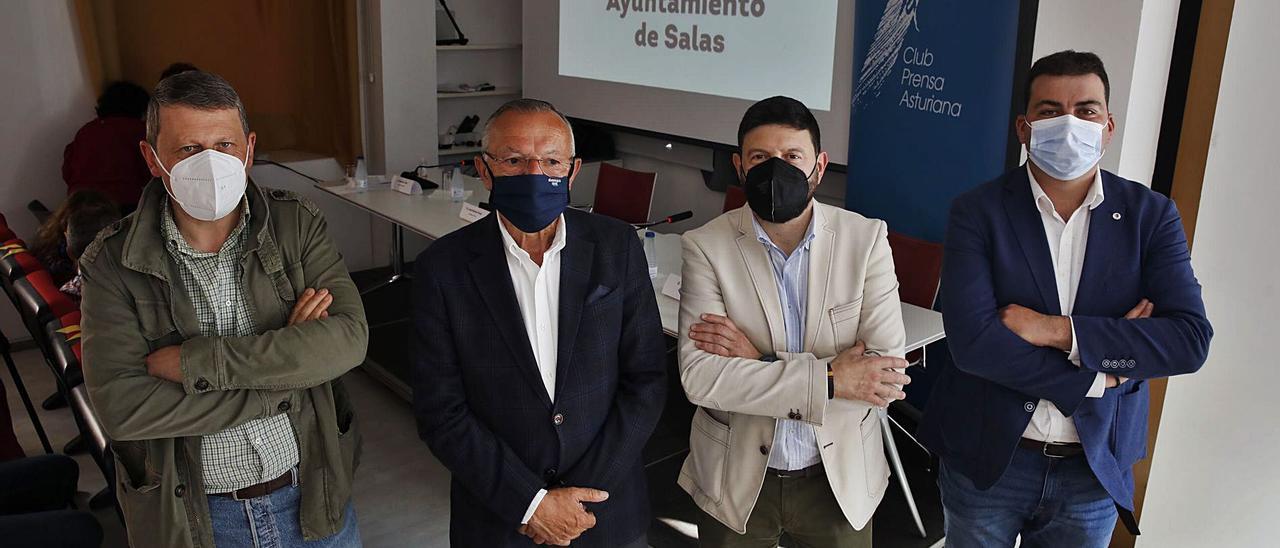 Por la izquierda, José Ramón Feito, Benjamín Alba, José Ramón Iglesias y Sergio Hidalgo, antes del inicio del debate. | Ángel González