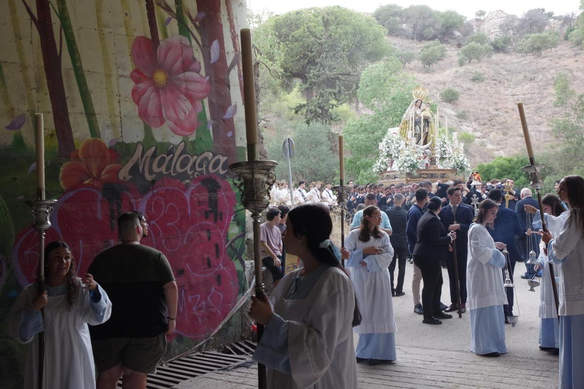 La Virgen de los Ángeles recorre las calles de Málaga