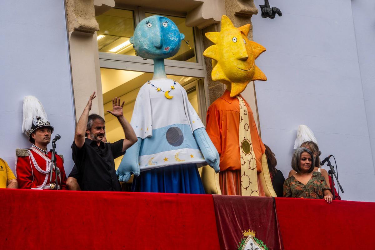 Las colles de Gràcia no han llegado a un acuerdo antes del pregón de la Fiesta Mayor, con lo que los actos de cultura popular quedarían desconvocados en los próximos días.