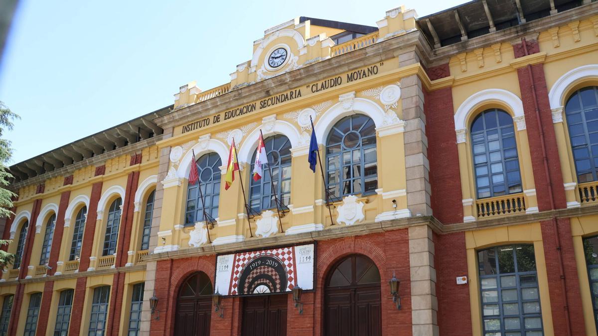 Instituto Claudio Moyano, donde se realizarán obras de reforma este verano.