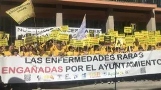 Familiares y personas con enfermedades raras denuncian "el abandono" por parte del Ayuntamiento de Córdoba