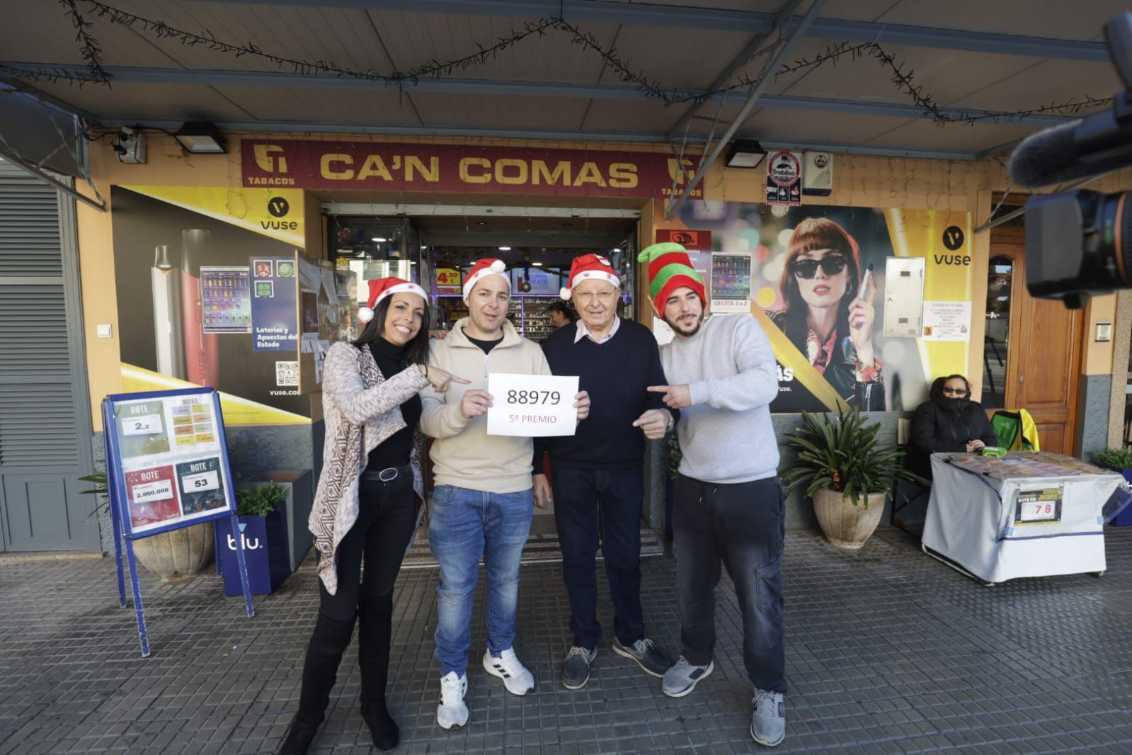 Así celebra Mallorca los quintos premios de la Lotería de Navidad