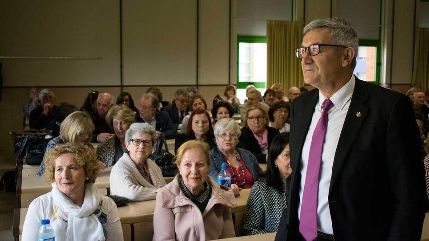 El Rector achaca el fracaso universitario a la falta de preparación del alumnado