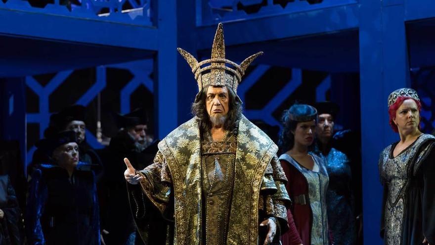 Leo Nucci, durante una representación de &quot;Nabucco&quot;, de Giuseppe Verdi.