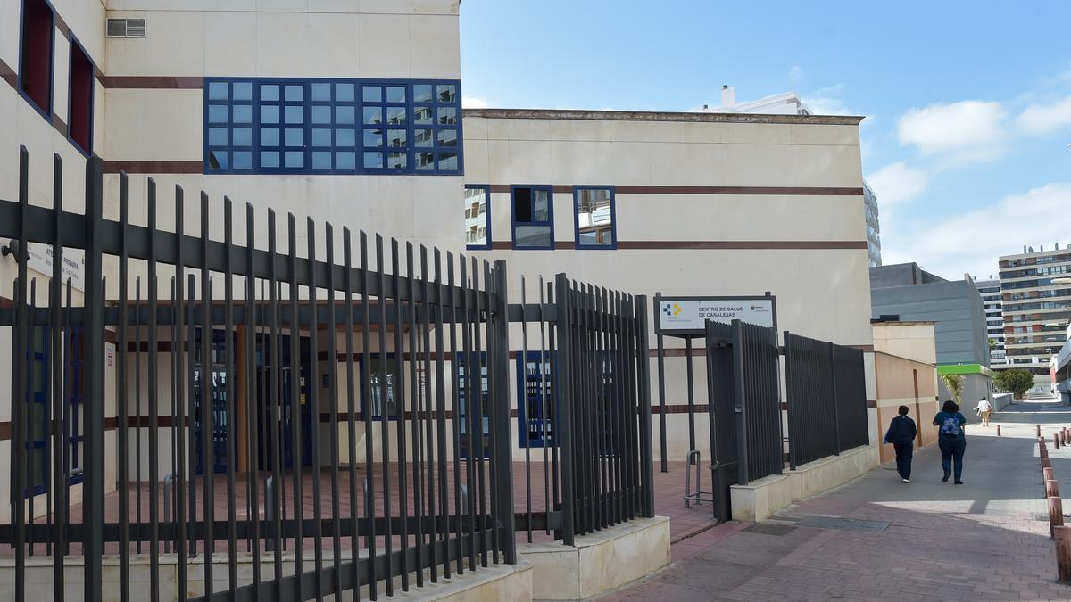 Centro de salud de Canalejas, donde ejercía el acusado como médico de familia.