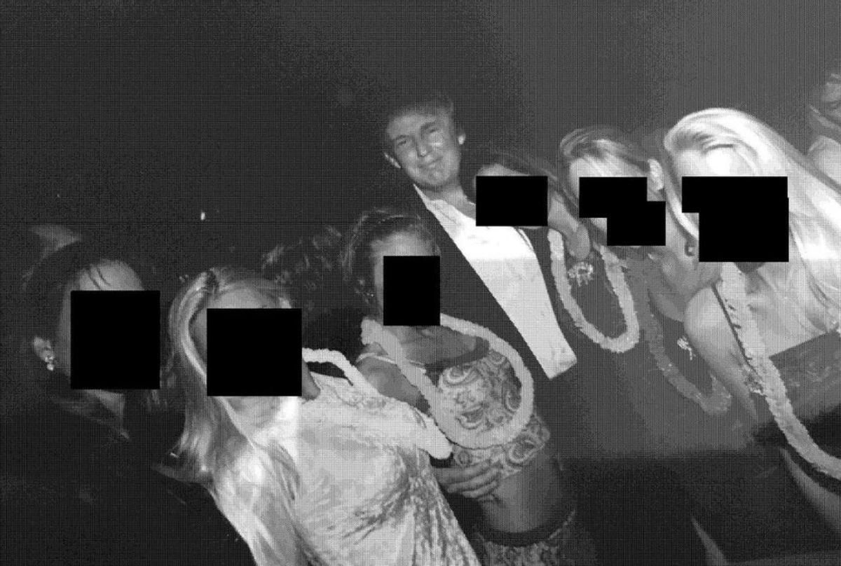 Noves imatges mostren Epstein amb Trump, Clinton i Woody Allen, i altres