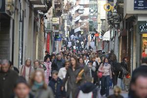 Estiu de ‘forrellats’ del comerç de Sabadell i Terrassa: s’acomiaden locals històrics per falta de relleu