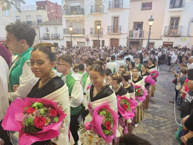 Calp ofrenda a la Virgen de las Nieves