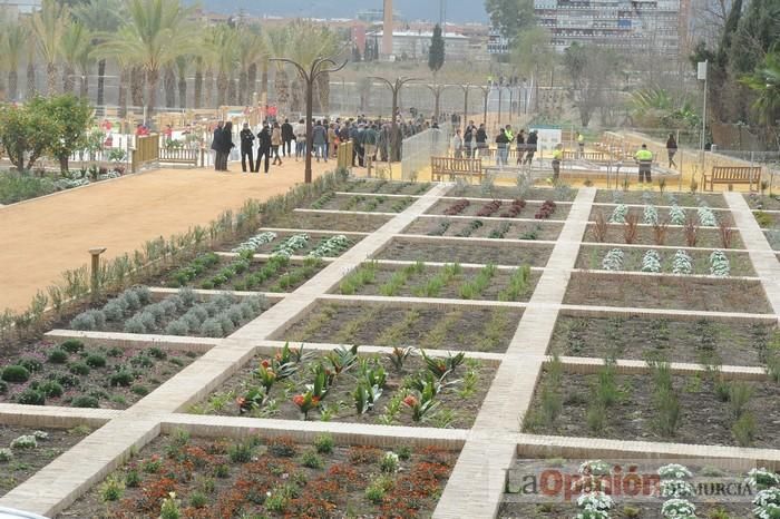 Alameda del Malecón: el entorno urbano del Segura estrena nuevo espacio verde