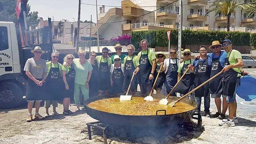 Monumental y sabrosa paella en el Clot de sa Grava.