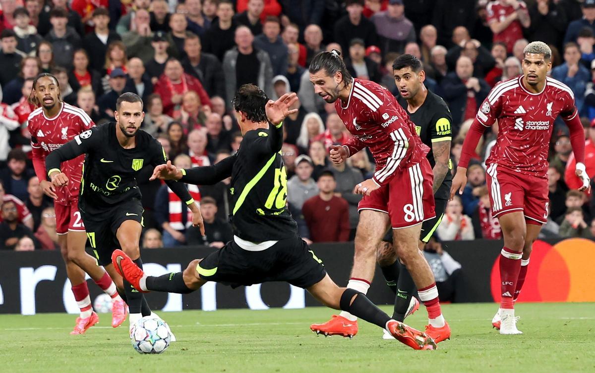 Araujo, tras su asistencia a Szoboszlai