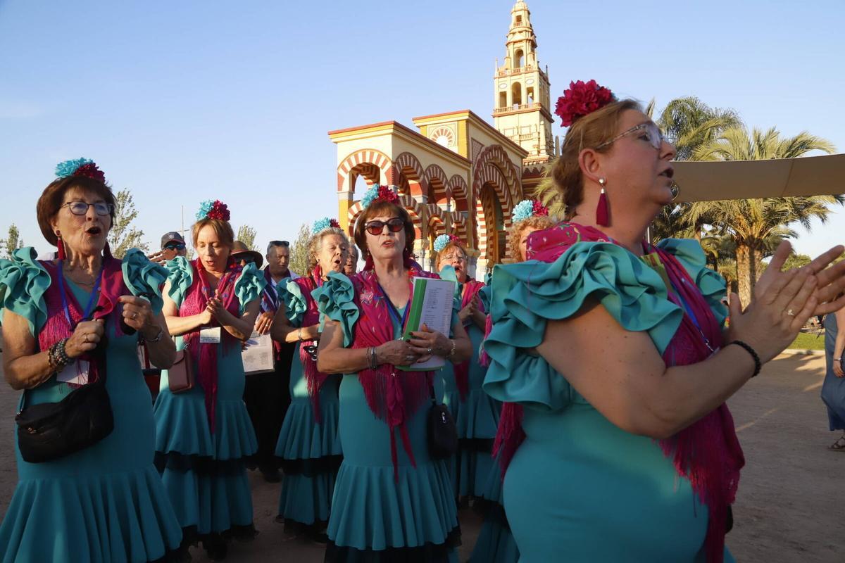 El pasacalles rociero en la Feria de Córdoba, en imágenes