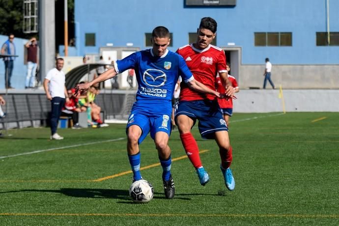 25-01-20  DEPORTES. CAMPOS DE FUTBOL DE LA ZONA DEPORTIVA DEL PARQUE SUR EN  MASPALOMAS. MASPALOMAS. SAN BARTOLOME DE TIRAJANA.  San Fernando de Maspalomas Santos- Veteranos del Pilar (Cadetes).  Fotos: Juan Castro.  | 25/01/2020 | Fotógrafo: Juan Carlos Castro