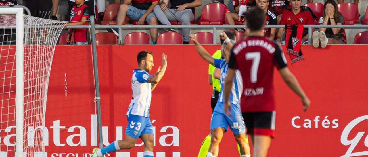 Javi Jiménez celebra su gol en Anduva (0-1).