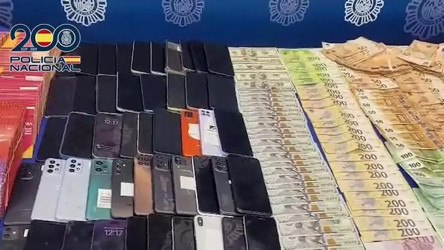 Doce detenidos en Alicante y Valencia por usurpar la identidad de 5.000 personas para estafar 4,7 millones en apuestas