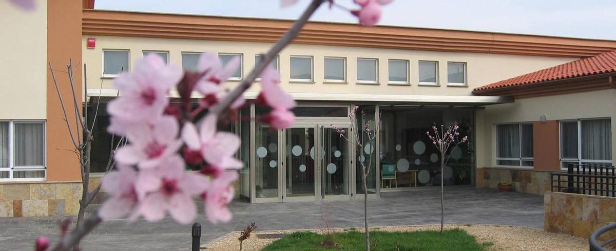 Residencia «San Salvador», en Rabanales. | Ch | .