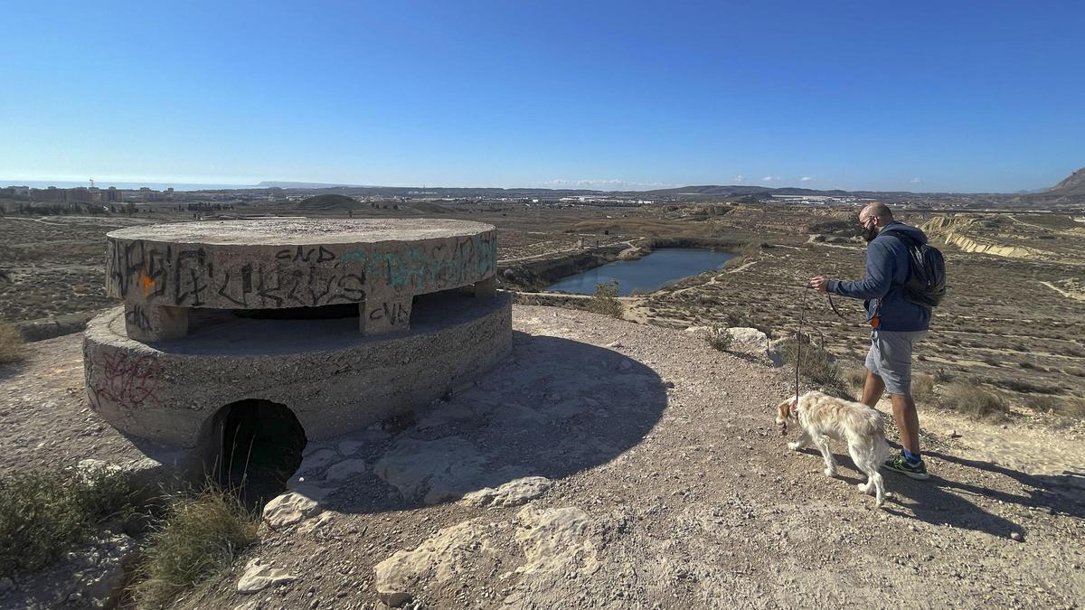 El cierre perimetral del municipio de Alicante los fines de semana multiplica las excursiones familiares a las lagunas de Rabasa