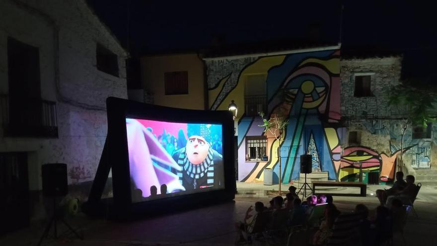 Cine de Verano a Castellón: 52 piccoli paesi godono di proiezioni all'aperto
