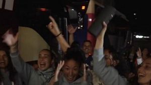 "Baixeu del bus a celebrar-ho", va dir la Cata després de la victòria