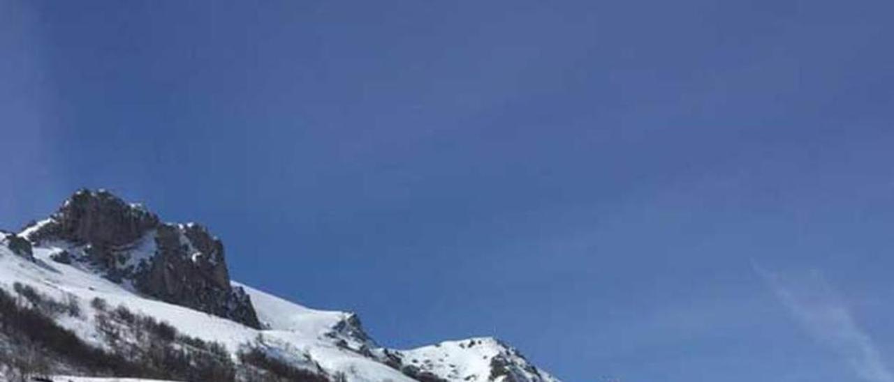 Esquiadores en Fuentes de Invierno.