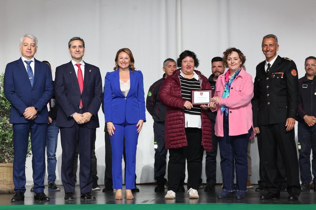 El Cuerpo de Bomberos de Castelló celebra a su patrón. Estos son todos los homenajeados en el acto