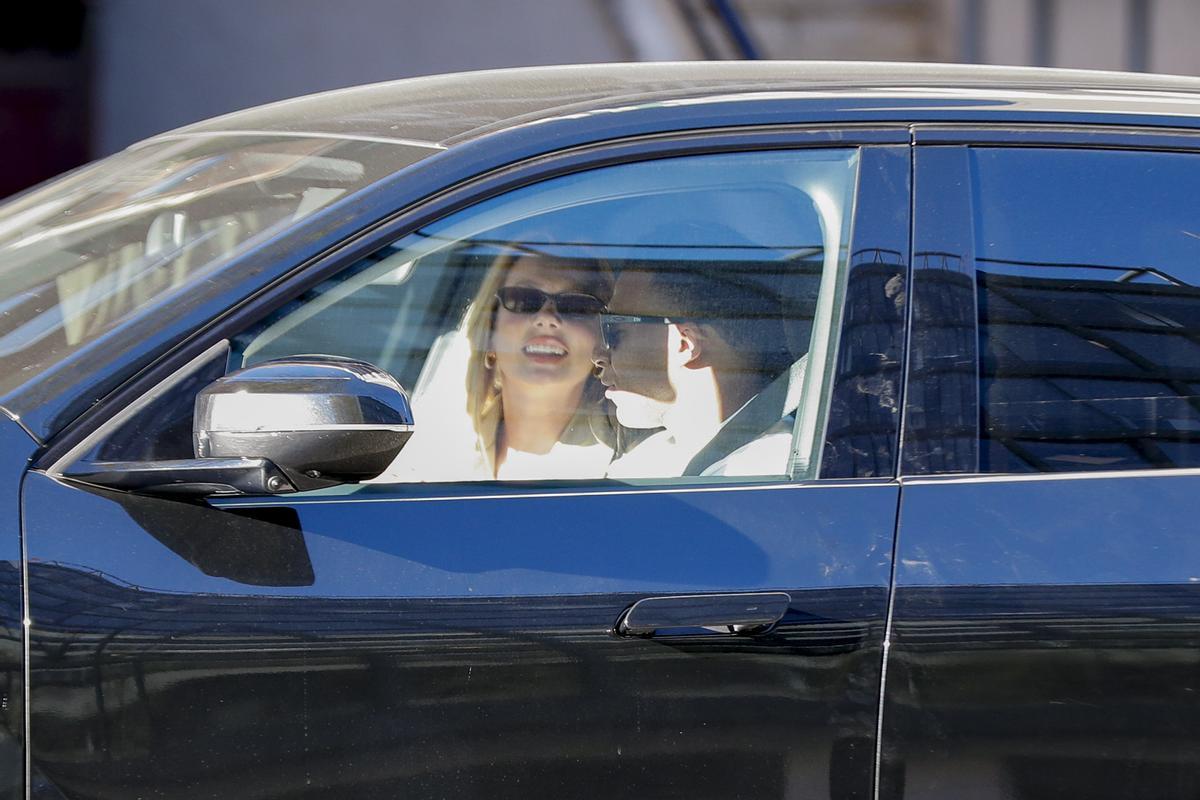Kylian Mbappé y Ester Expósito, en la famosa fotografía del coche en abril de 2026
