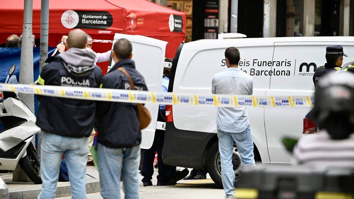Muerto un hombre de un tiro en la cabeza en la calle de Balmes de Barcelona