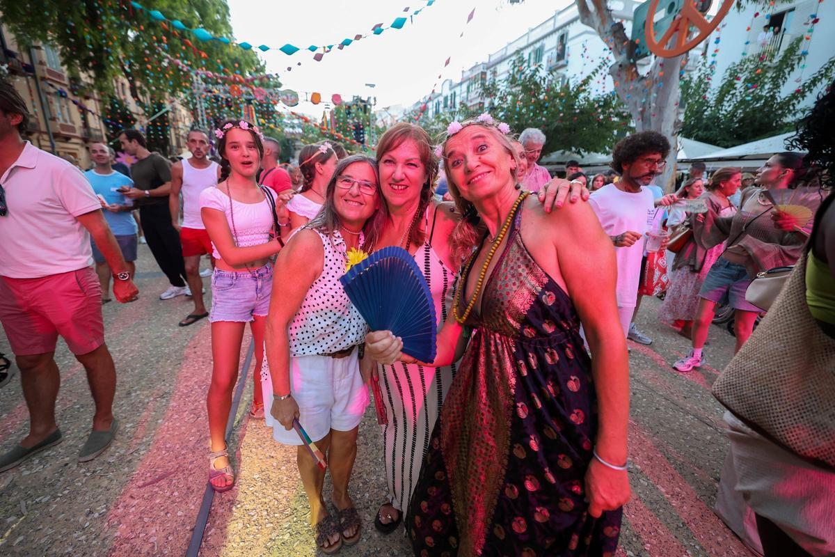 Todas las imágenes de la celebración del Flower Power de las Festes de la Terra