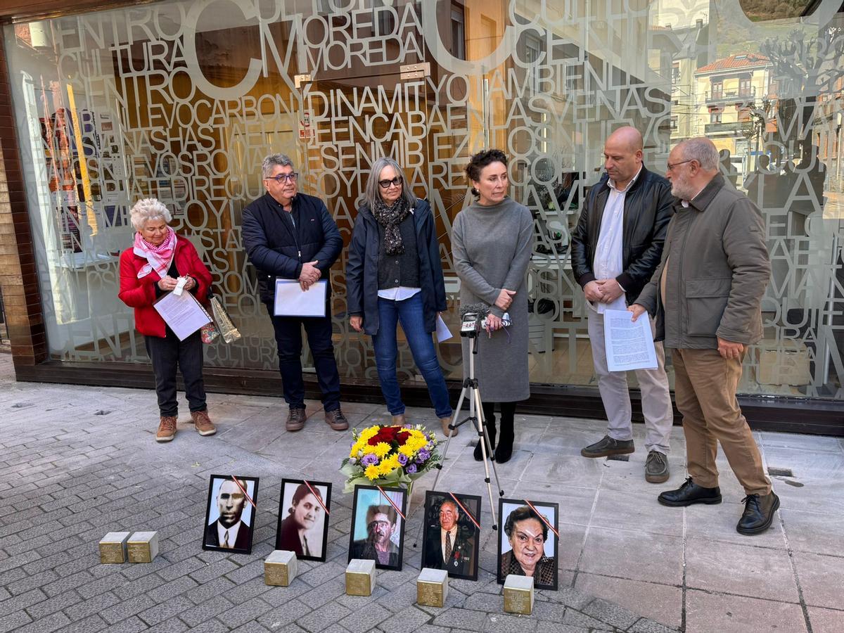 Colocación de "stolpersteine" en Moreda, Aller