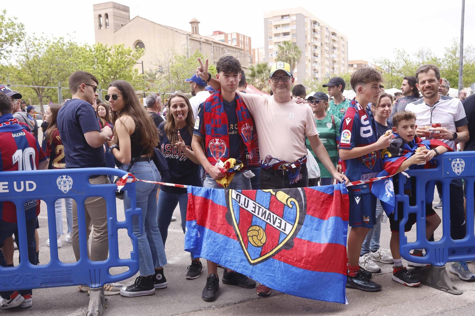 Búscate en el recibimiento al Levante UD antes de enfrentarse al Alavés