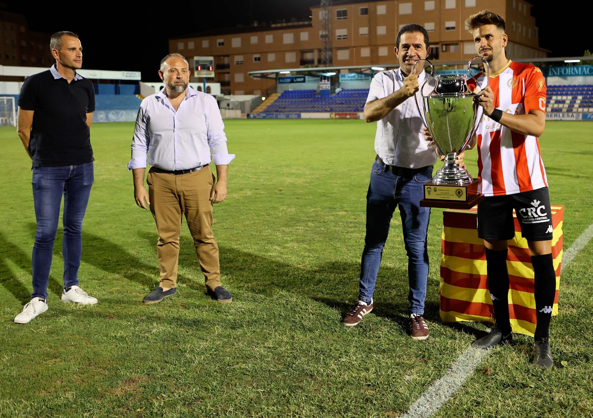 Carlos Abad da el Ciutat d’Alcoi al Hércules