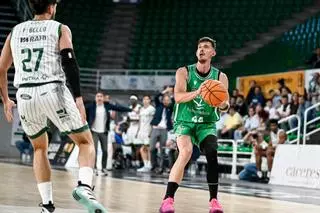 Erikas Kalinicenko seguirá en el Cáceres