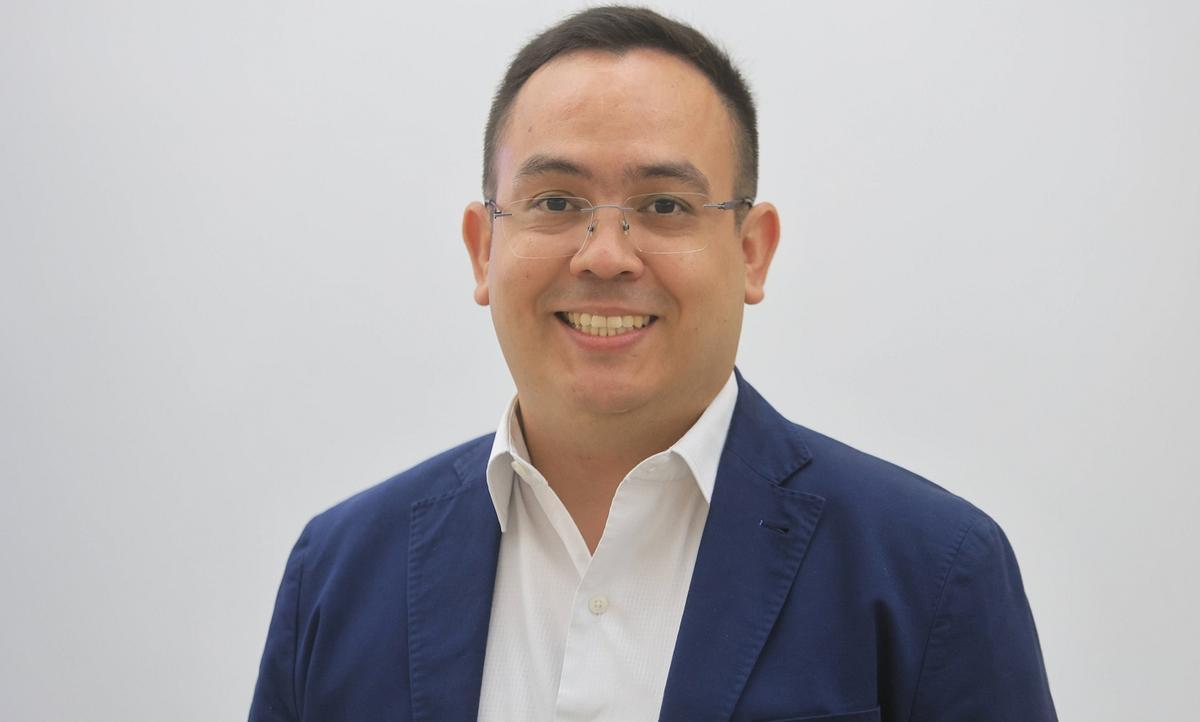 Dr. Héctor Aguilar, médico adjunto del servicio de Oncología Médico del IVO.