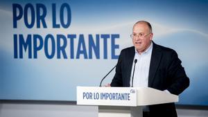 Tellado carrega contra la "batalla campal" al Consell de Ministres