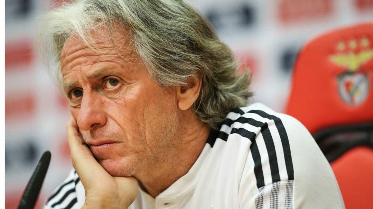 Jorge Jesus: &quot;No es hora de que vuelva David Luiz&quot;